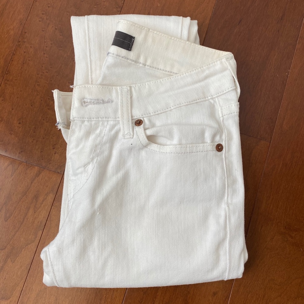 Levi’s high rise white jean leggings w25 L30